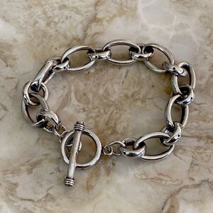 925 Sterling Silver Chunky Oval Links Toggle Bracelet 9”